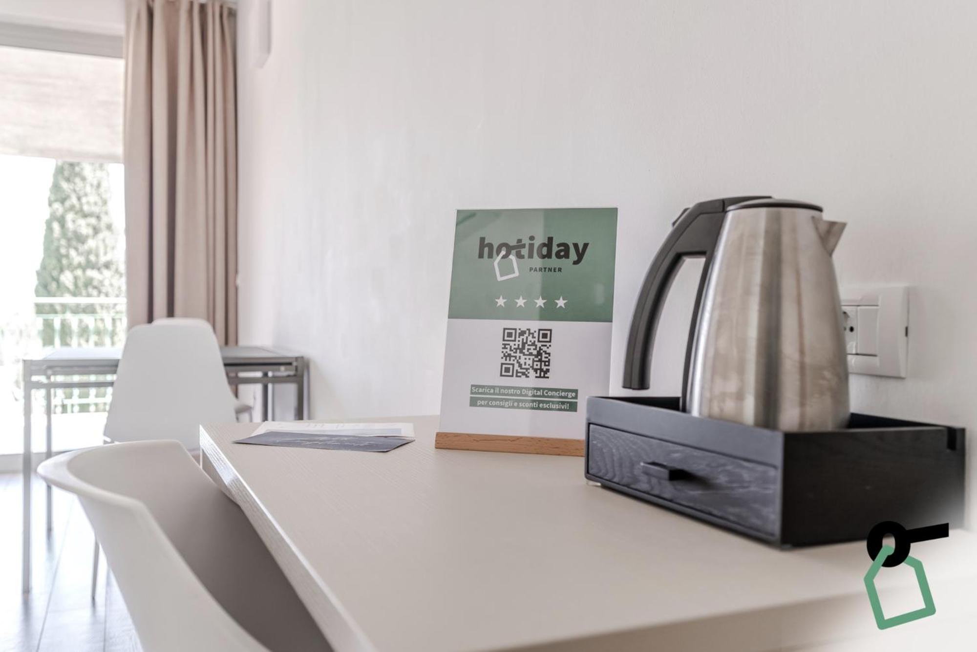 Hotiday Apartment Collection - Desenzano Desenzano del Garda Exteriér fotografie